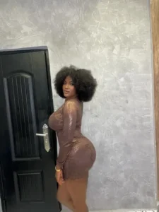 Mia African escort in Delhi (2)